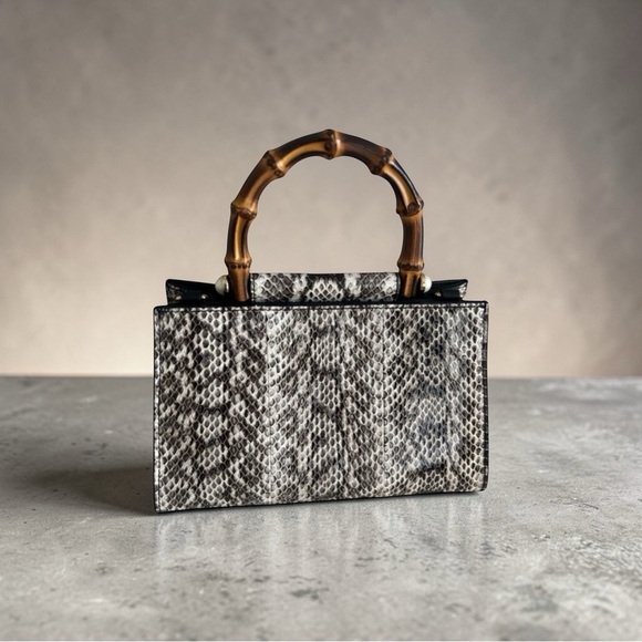 Gucci Handbags - NWT-Gucci Nymphaea Python
